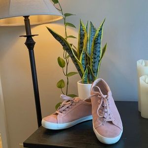 GAP suede sneakers 👟